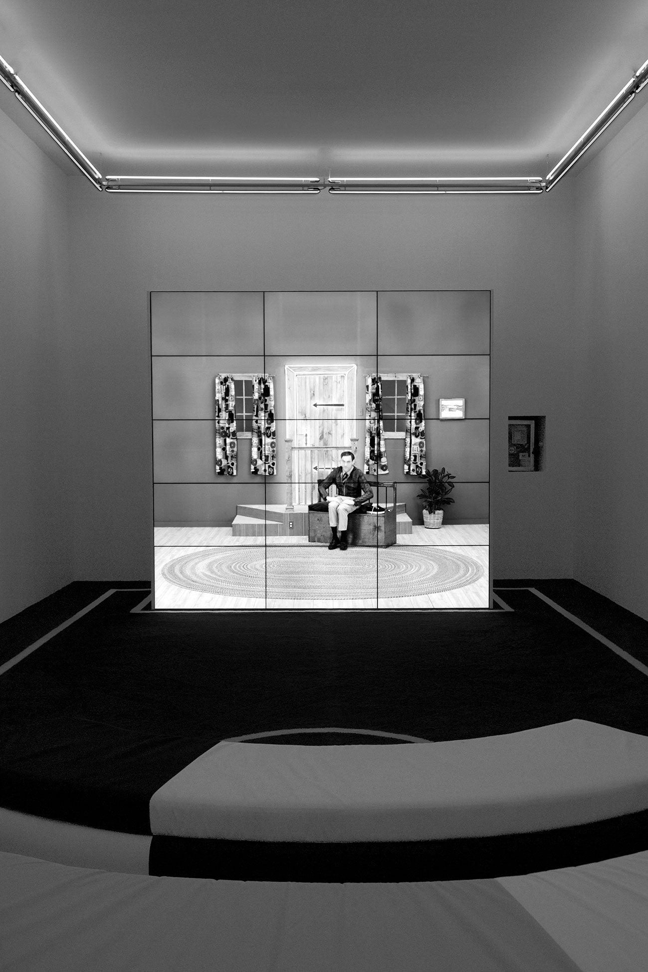 6_PH5A0627 – BLACK & WHITE VISIONS