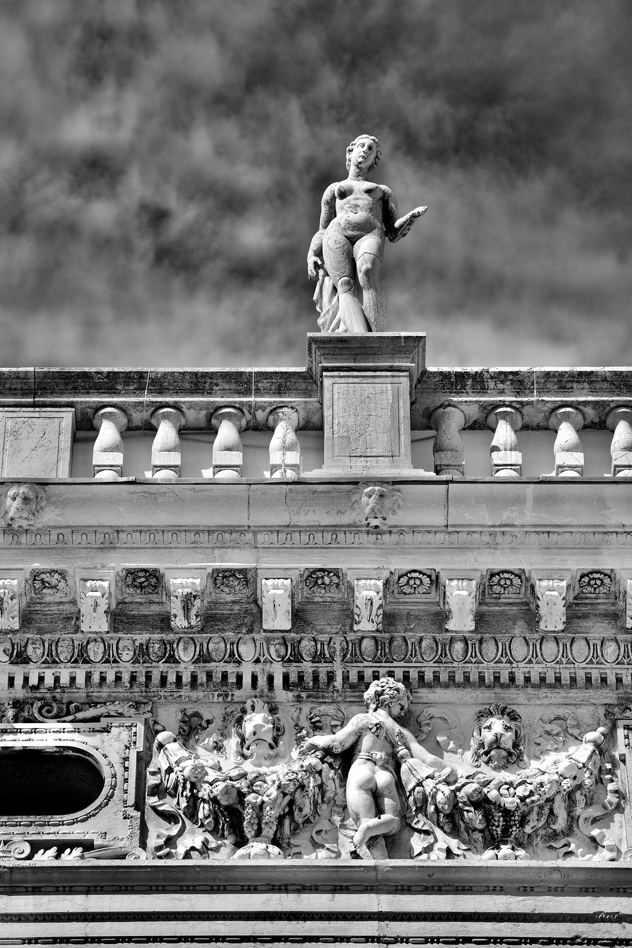 6_PH5A9112 – BLACK & WHITE VISIONS