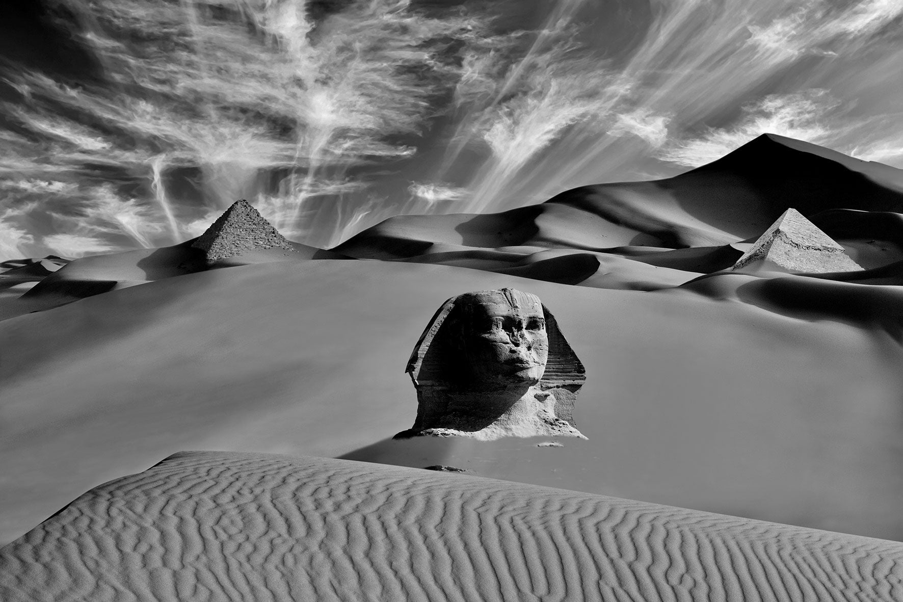 6_PHEG0001 – BLACK & WHITE VISIONS