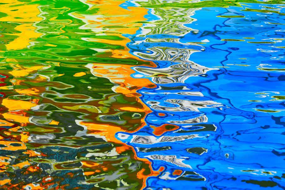 2_DSC07166 – PAINTING ON WATER