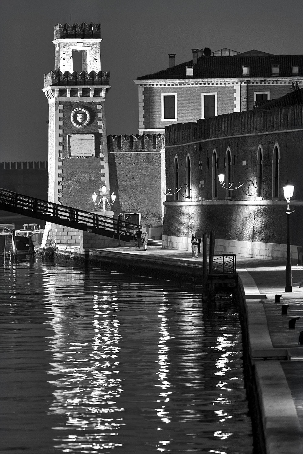 DSC03220 – BLACK & WHITE VISIONS
